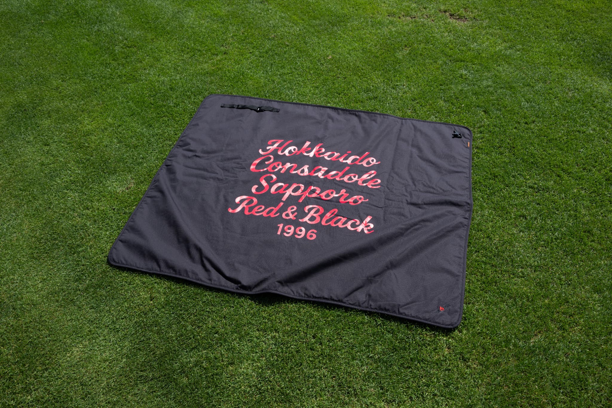 タニア様　早い者勝ち　北海道コンサドーレ札幌 スタッフ 支給 ウォーマー タニア様 早い者勝ち 北海道コンサドーレ札幌 スタッフ 支給