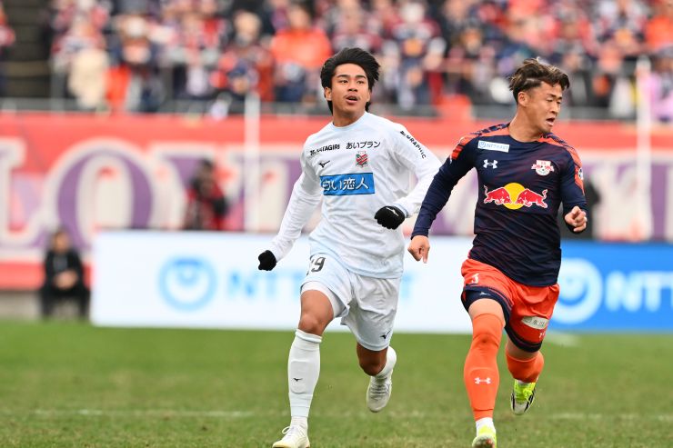 コンサドーレ札幌 FW 19 ティラパット プルートン | 北海道コンサドーレ札幌オフィシャル